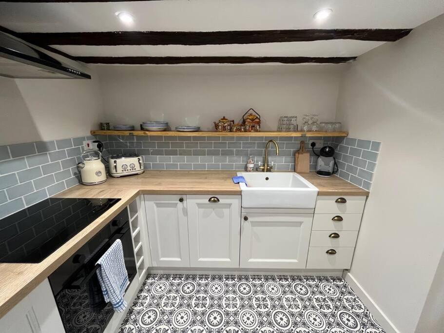 Historic Cambridgeshire Cottage Godmanchester Ngoại thất bức ảnh